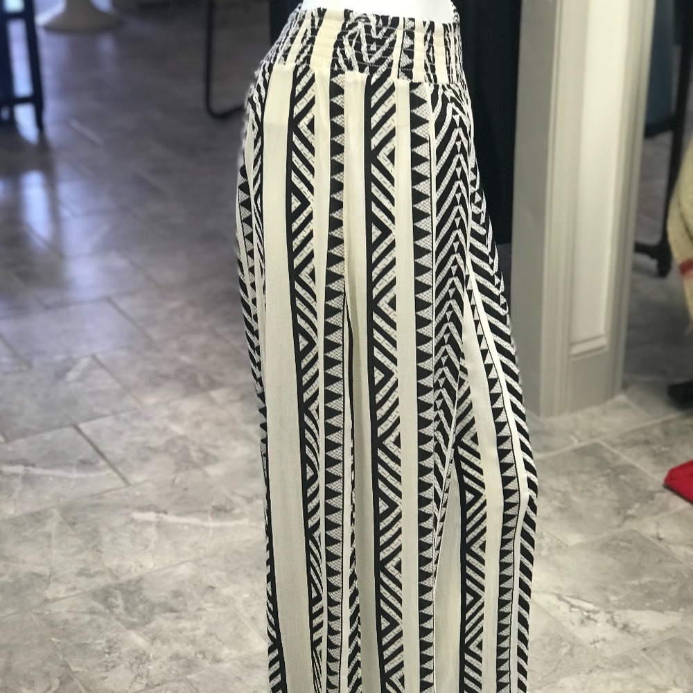 Elan tribal print wide leg pant
